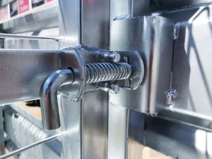 <span class=keywords><strong>Remorque</strong></span> de bétail en aluminium durable <span class=keywords><strong>pour</strong></span> le transport de bovins, de moutons et de porcs Années d'expérience Remorques de <span class=keywords><strong>voiture</strong></span> - Product Image 6
