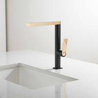 Keran Dapur Momali Rose Gold Matte Black Deck Mounted Classic dengan Spout yang Dapat Diputar 360 Derajat Keran Wastafel Dapur Keran Dapur