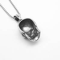 Kalung Tengkorak Gigi Detail Gothic Vintage, Liontin Baja Anti Karat Tahan Air, Perhiasan Fashion Pria, Grosir