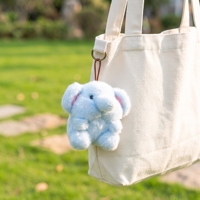 Porte-clés en peluche sonore en gros avec compartiment de rangement, breloque mignonne en forme d'animal pour sac, décoration de sac à dos, cadeau d'anniversaire