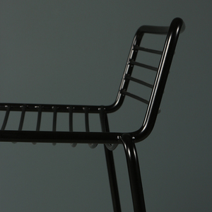Tabourets de bar monobloc en métal style industriel - Empilables, gain de place, usage commercial pour hôtels, restaurants, sous-sols et essentiels pour la maison - Product Image 6