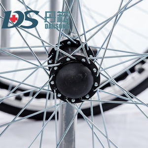 हैंड ब्रेक एल्यूमीनियम पैडल के साथ गर्म बिक्री QT-1 रिक्लाइनिंग व्हीलचेयर - Product Image 4