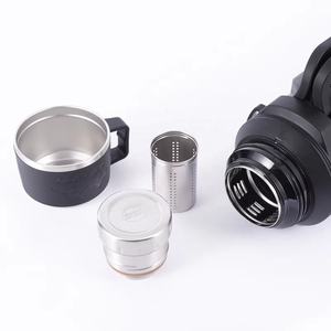 Bouteille isotherme de voyage professionnelle en acier inoxydable noir de 4000 ml, <span class=keywords><strong>grande</strong></span> <span class=keywords><strong>capacité</strong></span>, maintien au chaud 24-36 heures, vente en gros directe usine - Product Image 1