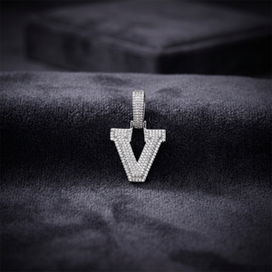 Pendentif lettre en argent sterling 925 plaqué rhodium avec moissanite, serti griffes, style hip-hop, cadeau idéal pour le quotidien - Product Image 2