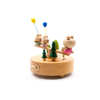 Boîte à musique en bois en forme d'ours mignon, à manivelle rotative, écologique, style européen, carrousel de Noël, durée du son de 30 secondes, pour enfants