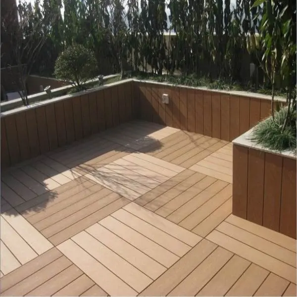 Co-extrusion étanche Interlock WPC Decking Tile DIY Tile DIY Étanche patio Emboîtement Terrasse Utilisation Décoratif Jardin