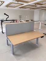 PRORIALS - Vente en gros - Bureau d'ordinateur ergonomique moderne pour 2 personnes - Poste de travail en fer - Bureau réglable en hauteur - Capacité de 120 kg