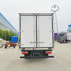 DONGFENG 4x2 New <b>Refrigerated</b> Truck 5 Ton Vegetables Fruits Ice Cream Fish Meat Freezer Frozen Truck - Product Image 6