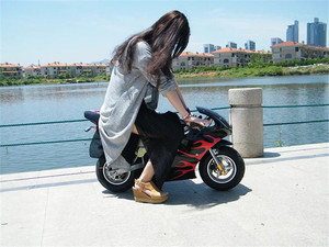 Mini 3-Wheel Gas <span class=keywords><strong>Pocket</strong></span> Bikes 49cc Véhicule à <span class=keywords><strong>essence</strong></span> - Product Image 3