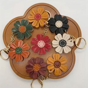 Handmade Genuine Leather Flower Keychain Handbags Tote Bags <b>Gifts</b> Flower Decorative Keyring Women Bag Purse Pendant Charms - Product Image 2