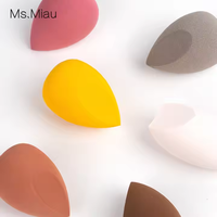 Éponge de maquillage douce et écologique multicolore personnalisée en gros, marque privée, lavable, pour fond de teint, 39x59mm