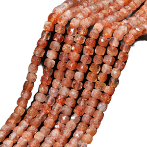 Perles carrées facettées en pierre de soleil naturelle dorée de 4 mm pour la fabrication de bijoux - Vente en gros - Product Image 1