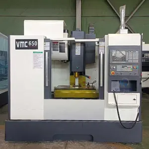VMC650 chine prix d'usine cnc Centre d'usinage Vertical 3 axes cnc fraiseuse modèle