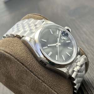 Reloj de Pulsera Automático Mecánico para Hombre al por Mayor con Caja Pulida, Brazalete Jubilee, Ventana de Fecha y Esfera con Efecto Rayos de Sol, de Acero Inoxidable - Product Image 6