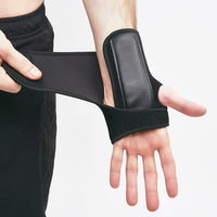 Attelle de poignet réglable Star avec plaque en aluminium et sangle en néoprène pour la protection sportive et la rééducation