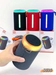 S636 Vente directe d'usine 800mah C-port Enceinte portable de <span class=keywords><strong>nouveauté</strong></span> avec éclairage LED extérieur, lumière d'ambiance nocturne, enceinte de voyage et de fête - Product Image 3