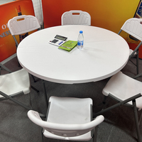 Table pliante en plastique HDPE blanc EARTH pour événements - Utilisation intérieure et extérieure Impression typographique Fabricant chinois Vente en gros