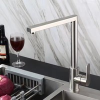 Mitigeur de cuisine commercial SUS304 carré poli moderne à poignée unique, rotation à 360 degrés, haute qualité, prix abordable