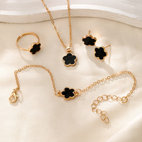 Flor de concha de lujo para mujer 4 unids/set 2024 nueva moda trébol de cinco hojas conjuntos de joyería
