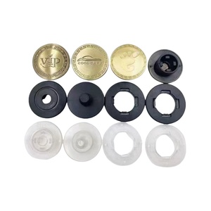Kit Tappetini Auto Rinforzati in Acciaio da 5mm per Tutte le Stagioni con Poggiapiedi <span class=keywords><strong>e</strong></span> Tappeto, Direttamente dalla Fabbrica Cinese - Product Image 2