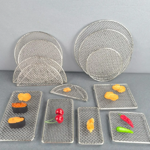 Tapete para Parrilla de Barbacoa Foundry SL62, Fácil de Limpiar, con Malla de Alambre Multifuncional, Hecho de Acero Inoxidable - Product Image 1