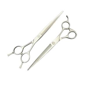กรรไกรตัดแต่งขนสัตว์เลี้ยง Y7 ขนาด 7 นิ้ว ด้ามจับตรงทำจากสแตนเลส สำหรับตัดแต่งขนสุนัข กรรไกรซอยขน ดีไซน์ลายก้างปลา - Product Image 2