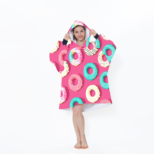 Couverture à capuche ultra douce de style américain Sherpa <span class=keywords><strong>TV</strong></span> Design personnalisé portable pour la maison et le voyage Utilisation basse quantité minimale de commande Coral Fleece - Product Image 6