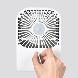 Портативный перезаряжаемый летний Настольный опрыскиватель - Product Image 5