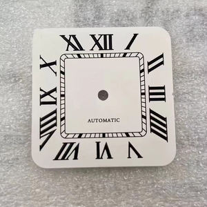 Nuevo reloj New Roman Square con esfera de calendario de 6 puntos, equipado con un movimiento luminoso NH35, caja de acero inoxidable de 26.9x26.9mm. - Product Image 6