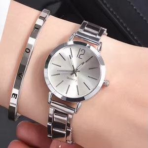 <span class=keywords><strong>Orologio</strong></span> al Quarzo da <span class=keywords><strong>Donna</strong></span> Exportbest, <span class=keywords><strong>Cinturino</strong></span> Sottile in <span class=keywords><strong>Acciaio</strong></span> Inox Dorato 9mm, Accessorio di Moda per Studentesse - Product Image 4