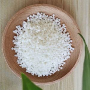 ผู้ผลิตเม็ดพลาสติก PET Virgin Granules จำหน่ายเม็ดพลาสติก PET Resin IV 0.80 Iv0.84 PET Resin CR-8863 CR-8816 CR-8828 ในราคาถูก - Product Image 1