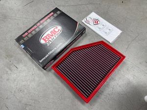 ส่วนประกอบตัวกรองอากาศที่มีอัตราการไหลสูงของเครื่องยนต์ G05 X5คุณภาพสูงใหม่ได้รับการอัปเกรดเป็นแบรนด์ <span class=keywords><strong>BMC</strong></span> ของอิตาลีสำหรับ BMW - Product Image 4