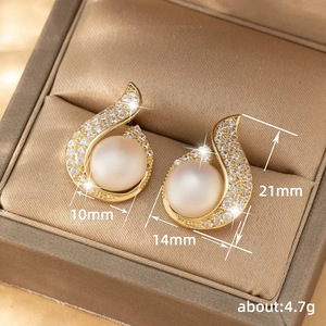 Orecchini a perla a spirale a goccia stile vintage Hong Kong, gioielli a forma di fiamma dorata per donna, da indossare tutti i giorni, per feste, idea regalo - Product Image 5