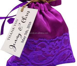 Sacs à cordon en satin charmants pour mariage, fête, avec étiquette personnalisée - Product Image 3