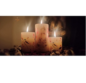 Ensemble de 3 bougies décoratives en forme de Bouddha, bougies en cire sculptées de qualité supérieure pour la décoration de la maison, la méditation, les cadeaux et la présentation sur la table - Product Image 1
