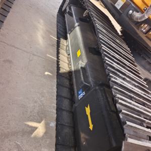 Versiones personalizadas de las nuevas excavadoras Hyundai TH215C Hyundai 220lc-9S vendidas con bombas principales Kawasaki y motores Cummins - Product Image 2