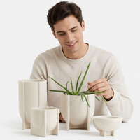Pot de fleurs géométrique en grès beige, décoration moderne, pot en céramique avec support