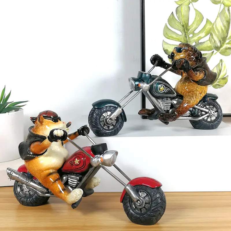 Design funny pig on Motorcycle Statue riding cat rat Smoking Cigar Riding Motorbike ornament resin crafts home decor accents