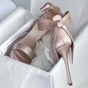 รองเท้าส้นสูงแฟชั่นผู้หญิงแบบส้นเข็ม สายรัดหัวเข็มขัด ไซส์ใหญ่ รองเท้าส้นตึก รองเท้าแตะส้นสูงสำหรับฤดูร้อน รองเท้าสำหรับงานปาร์ตี้กลางแจ้ง - Product Image 1