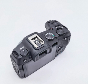 กล้องมิเรอร์เลส EOS R8 บอดี้ฟูลเฟรม เมาท์ RF ไม่มีรอยขีดข่วน กล้องดิจิตอลมือสอง - Product Image 3
