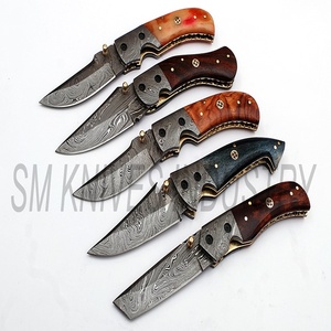 ผสมจำนวนมากของ5ที่กำหนดเองทำมือดามัสกัสพับมีดพกพากับปลอกหนัง (Smk1230) - Product Image 2