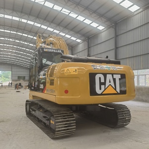 รถขุดตีนตะขาบ CAT 320D2 มือสองสภาพดี ขนาด 20 ตัน ให้ประสิทธิภาพการใช้งานที่ประหยัดต้นทุน เหมาะสำหรับงานก่อสร้างที่หลากหลาย - Product Image 5