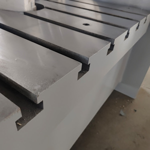 เครื่องอัดไฮดรอลิกแบบสี่เสาสองคาน รุ่น Taili Y32-500T สำหรับการผลิตอิฐทนไฟขนาดใหญ่ ความแข็งแรงสูง แบบอัตโนมัติ - Product Image 5