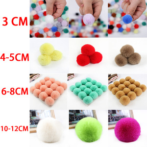 Vente en gros de pompons en fausse fourrure pour animaux de compagnie pompons en fausse fourrure pour animaux de compagnie chaussures en tissu chapeaux d'hiver 8CM 10cm pompons en fourrure - Product Image 6