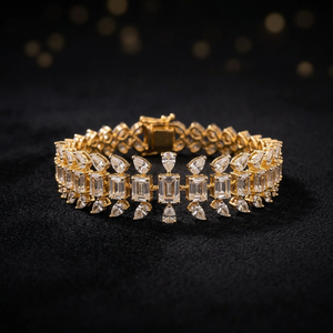Brazalete de Lujo para Mujer, Chapado en Oro de 18K, con Moissanita, Corte Esmeralda, Geométrico, Joyería para Boda - Product Image 3