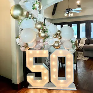 Popular 4 pies grandes 3D LED Light up ABC 123 letras de marquesina 50 letras de marquesina 5 pies luz LED Decoración de eventos