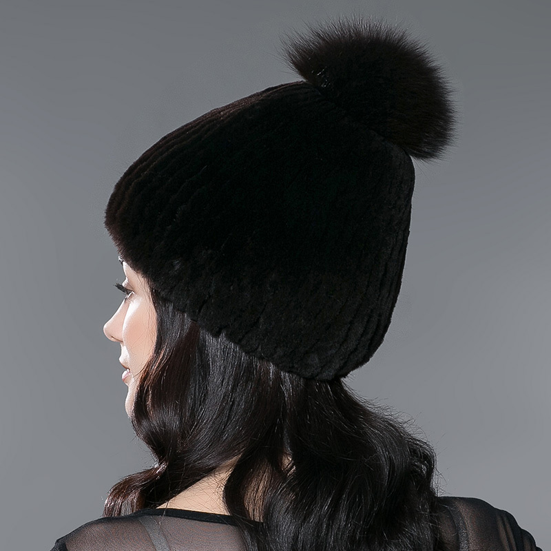 Women's Winter Beanie Hat – Hand-Knit Cable Pattern, Rabbit Fur Pom Pom – Chunky, Warm, Slouchy Fit – Cold Weather Accessory