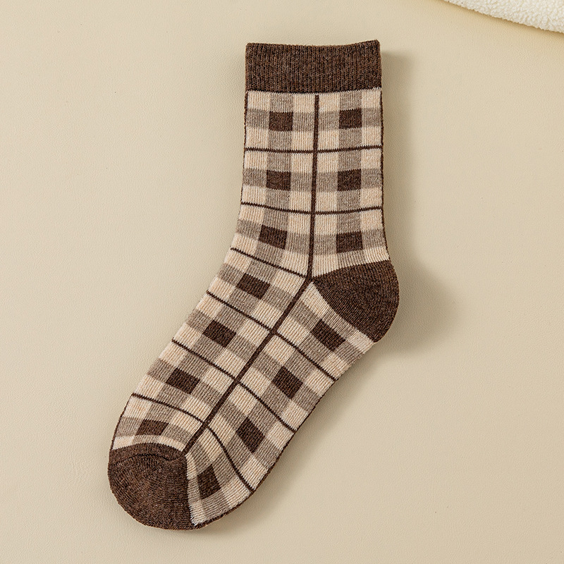 In-stock Wholesale Custom Design Cotton Socks Japanese Korean Preppy Style Floral Plaid Socks Winter Socks