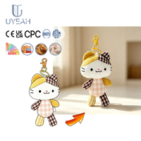 Porte-clés en peluche chat de dessin animé doux UYEAH OEM/ODM CE CPC EN71, cadeau personnalisé, mascotte animale, jouet en peluche chat, cadeau pour enfant
