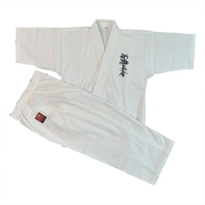<span class=keywords><strong>Kimono</strong></span> Shinkyokushin Karaté Gi avec logo personnalisé pour enfants Nouvel uniforme <span class=keywords><strong>Kyokushinkai</strong></span> Gi - Product Image 1